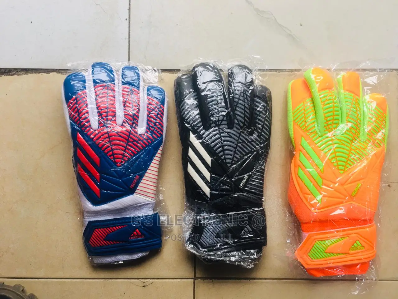 Addis New Goalkeeper Gloves