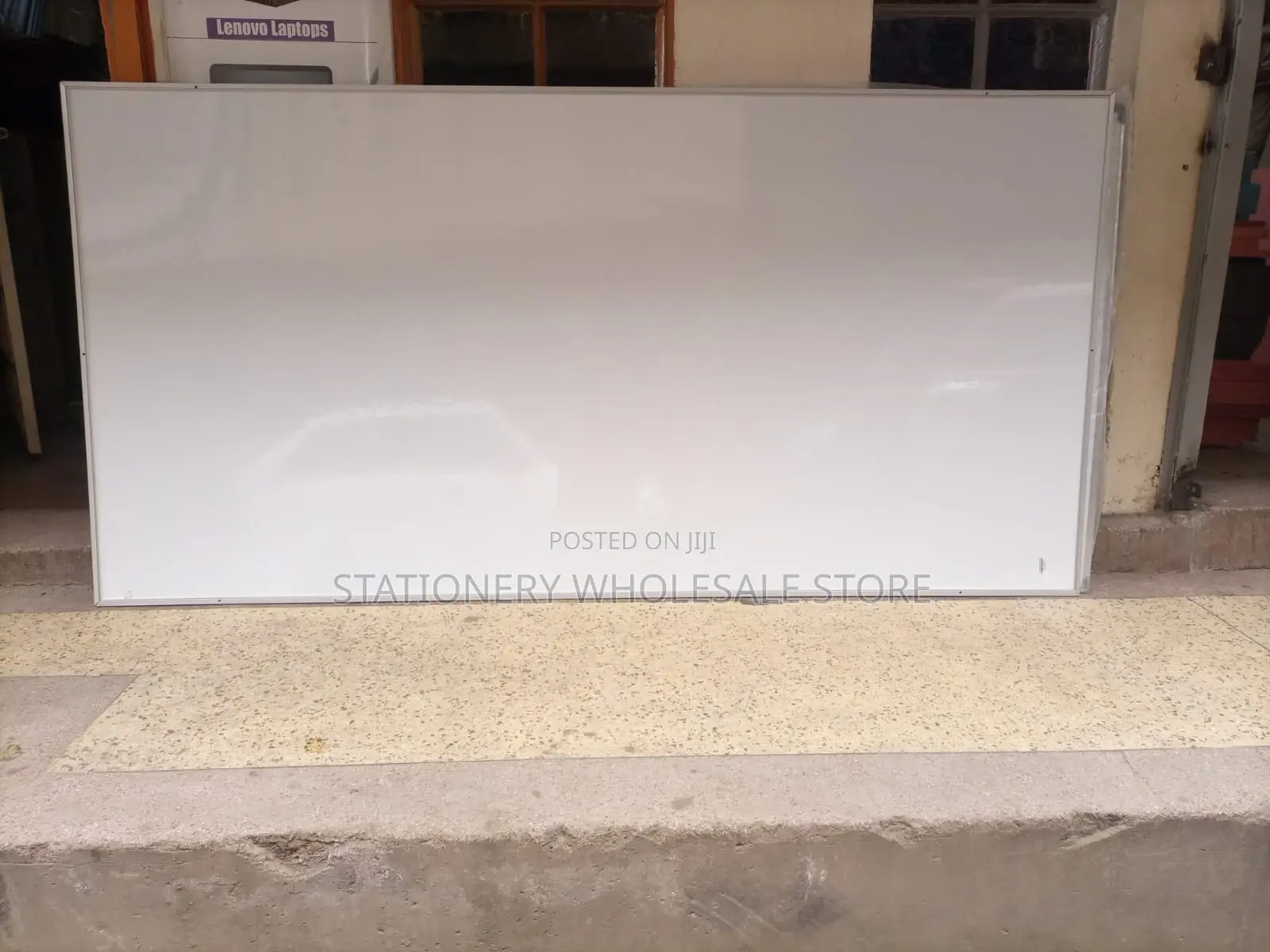 Strong and Durable White Boards for High School