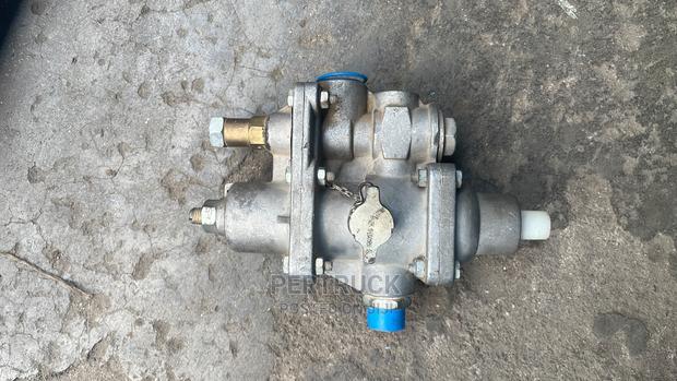 Pressure Regulator Valve/Unloader Valve for Trucks Benz/Faw - thumbnail 13