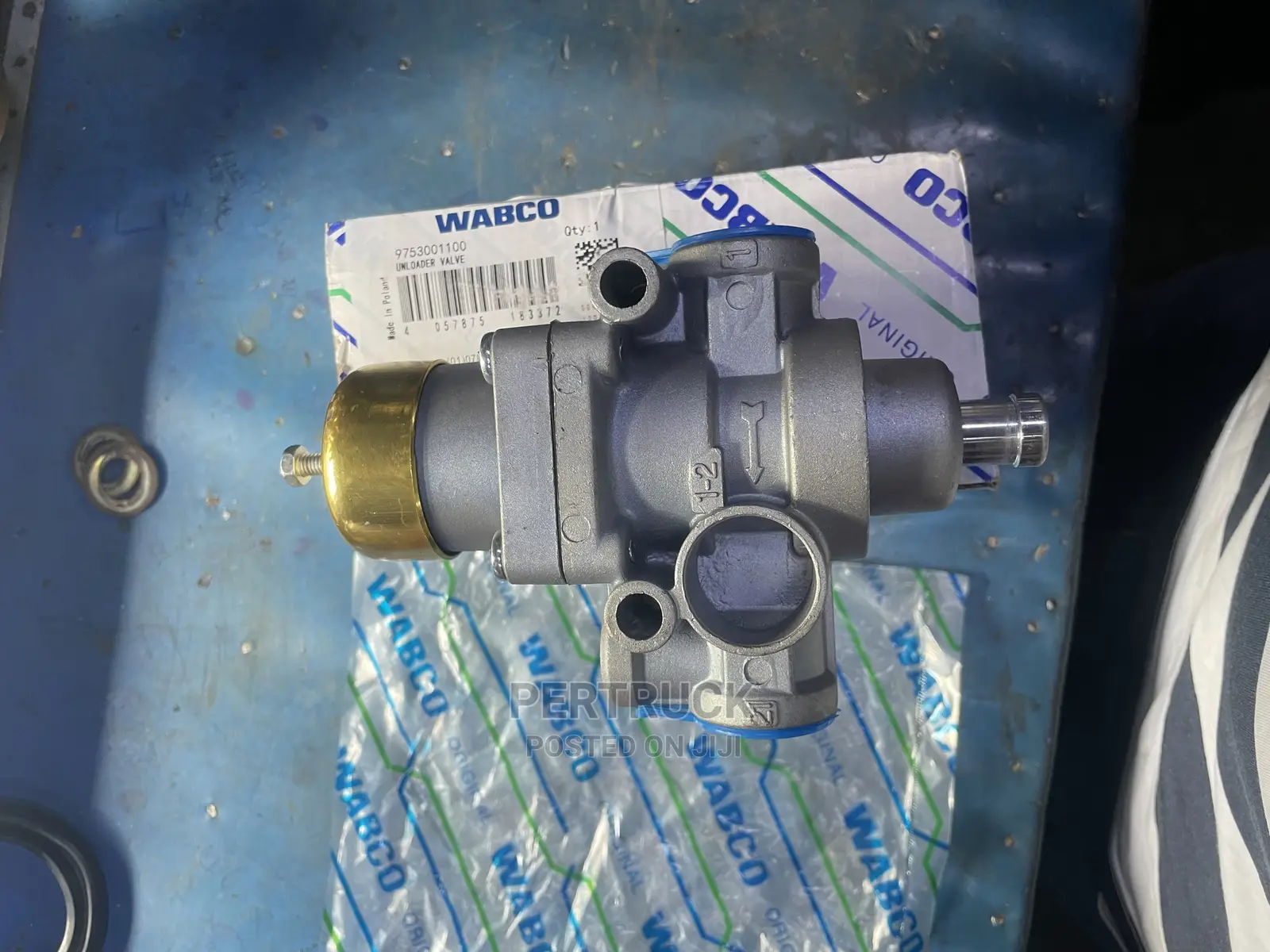 Pressure Regulator Valve/Unloader Valve for Trucks Benz/Faw