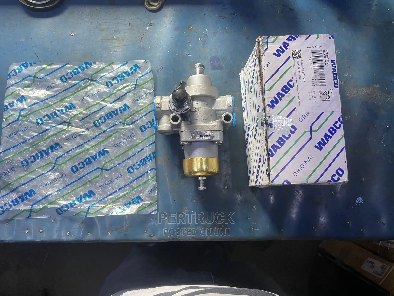 Pressure Regulator Valve/Unloader Valve for Trucks Benz/Faw