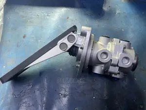 Foot Brake Valve for Isuzu FRR/FVZ/FSR/FVR/FTS Genuine
