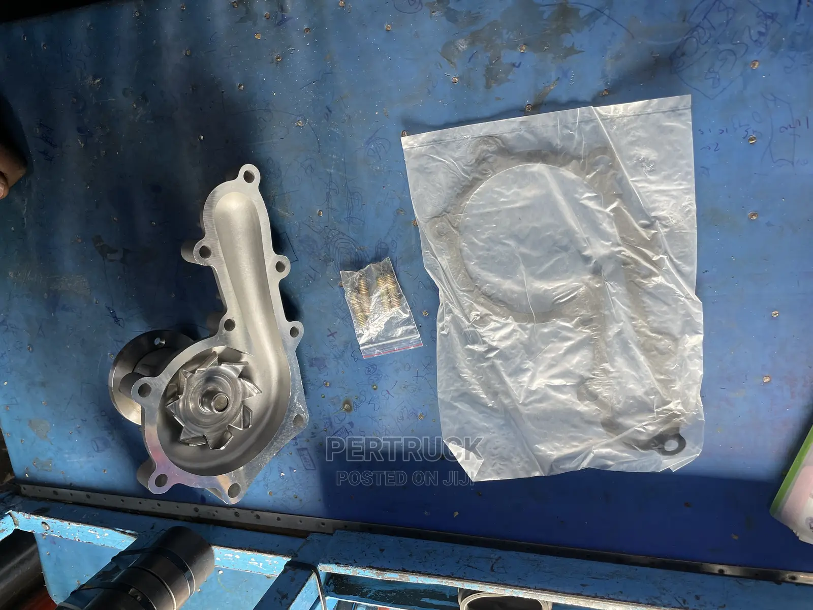 16100-19235 Water Pump Land Cruiser 79 Series