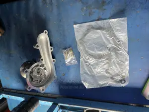 16100-19235 Water Pump Land Cruiser 79 Series