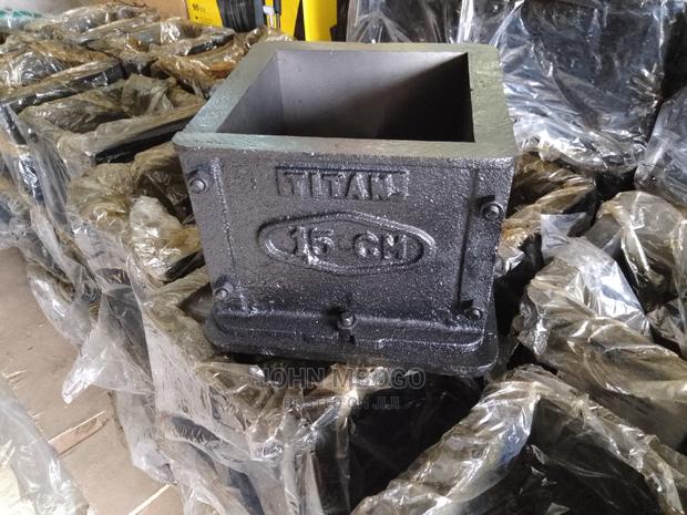 Cast Iron Concrete Test Mould Cubes - thumbnail 3