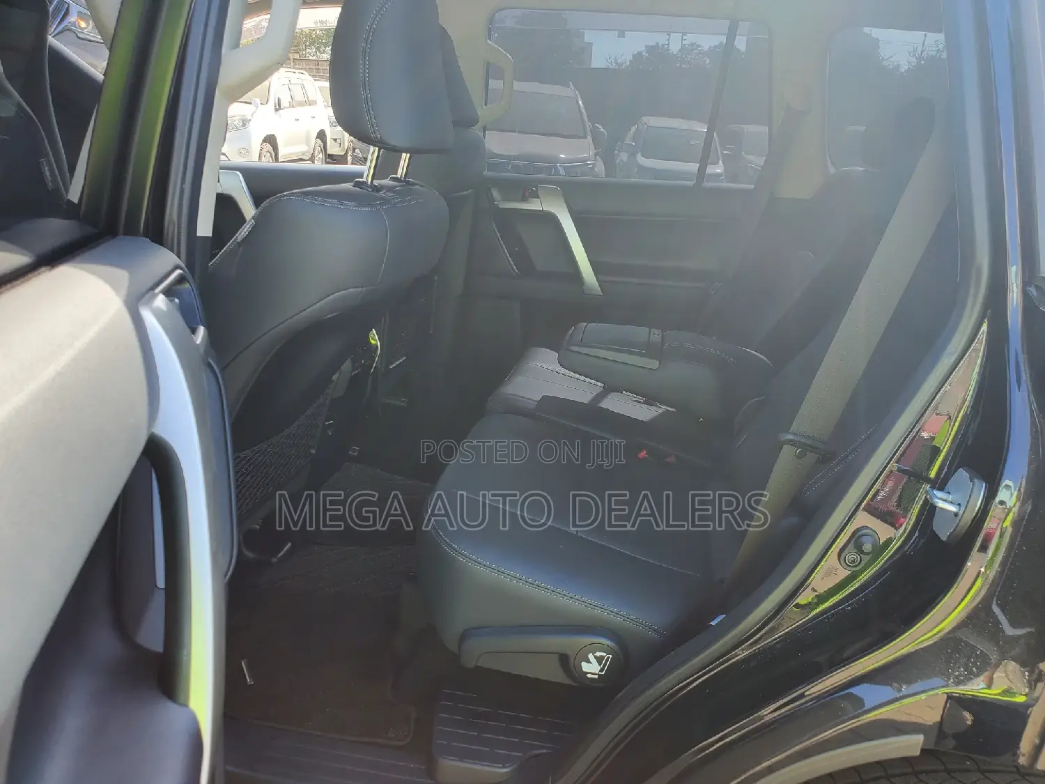 Toyota Land Cruiser Prado 2018 Black