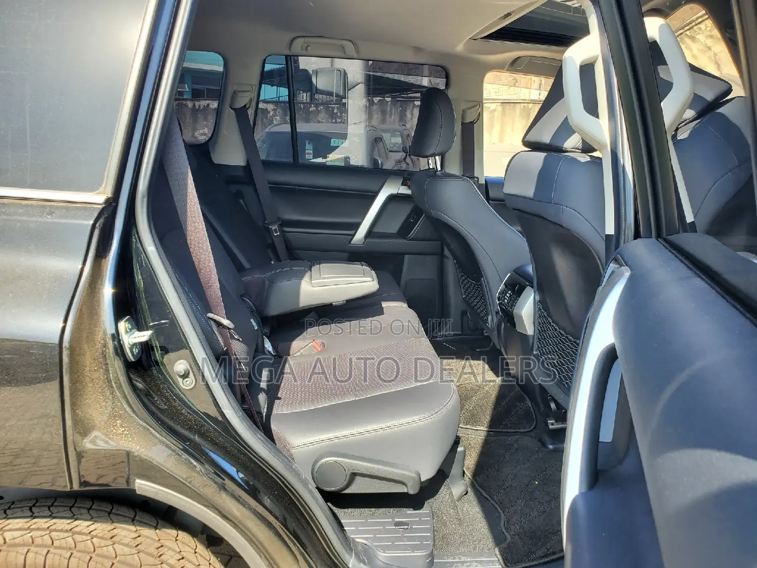 Toyota Land Cruiser Prado 2018 Black