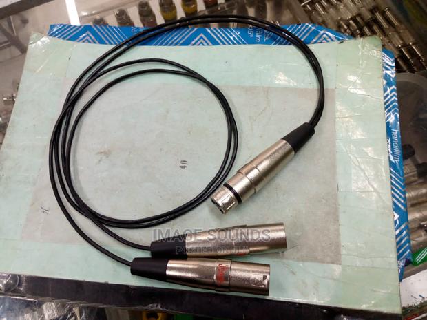 Y-cable Xlr To Xlr For Connection Between Amplifiers