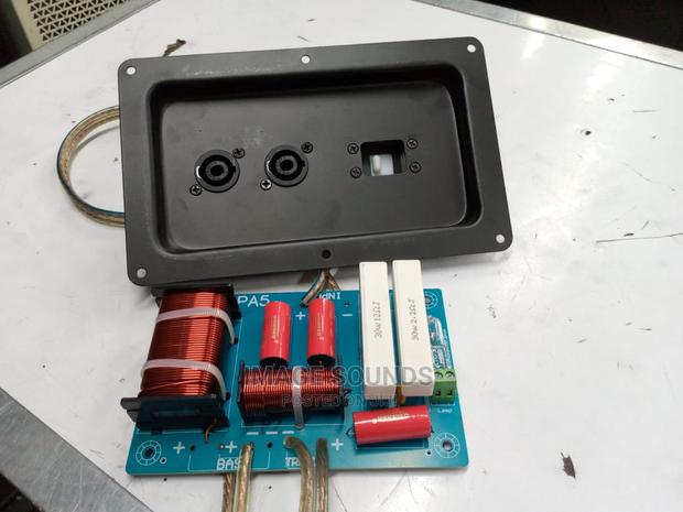 Connector and Crossover for Midrange Speaker - main view