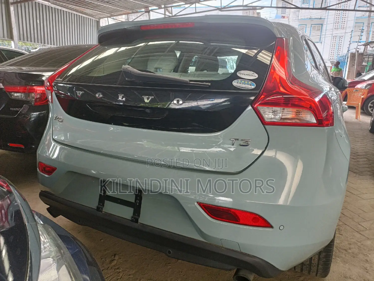 Volvo V40 2019 Blue