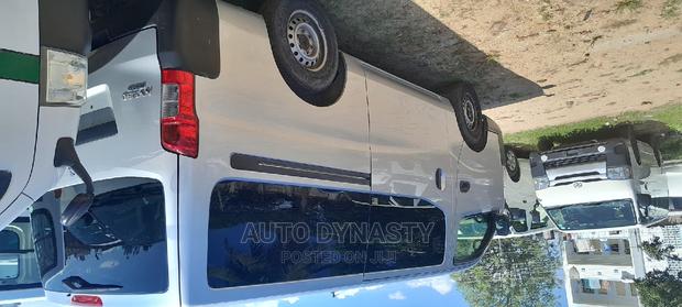 Toyota Grand HiAce 2016 Silver - thumbnail 9