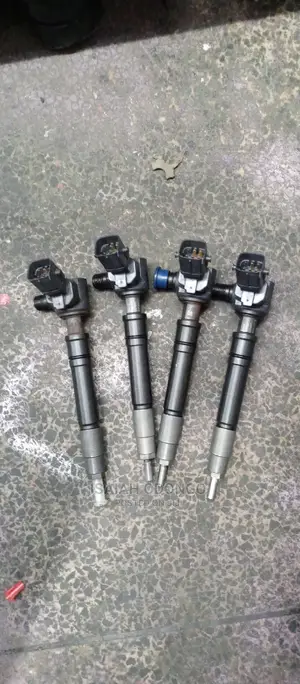 Ex Japan Nozzles for Toyota Hilux 1gd 6pin