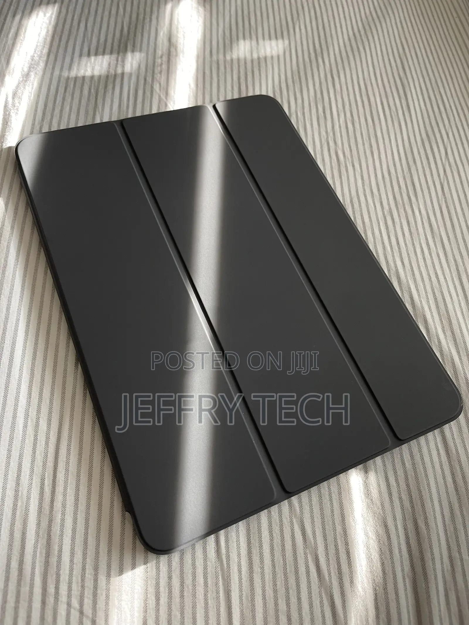 Apple Smart Folio (For 11-Inch iPad Pro) - Charcoal Gray