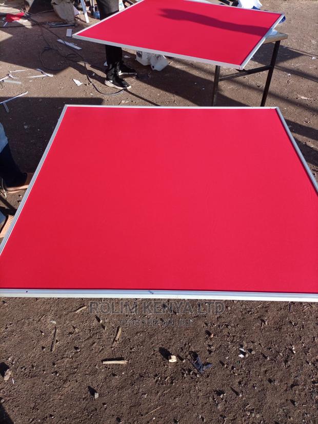 Softboard 6ftx4ft Red - main view