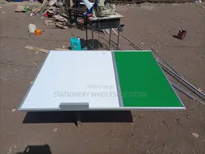 Whiteboard 2ftx3ft and Notriceboard 1ftx3ft Combined