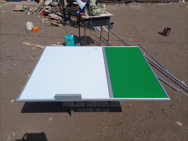 Whiteboard 2ftx3ft and Notriceboard 1ftx3ft Combined - main view