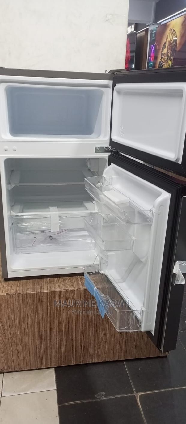 Hisense 90l Double Door Fridge - thumbnail 2