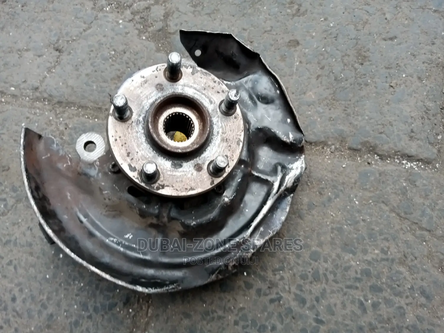 Front Wheel Hub Premio Nyoka, Carina, Caldina.