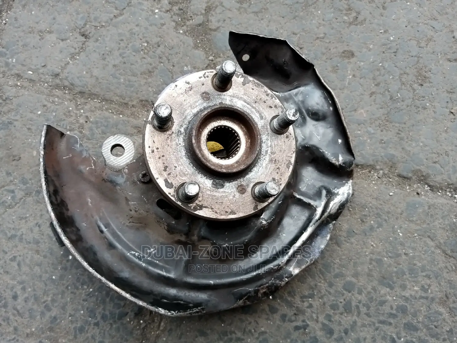 Front Wheel Hub Premio Nyoka, Carina, Caldina.