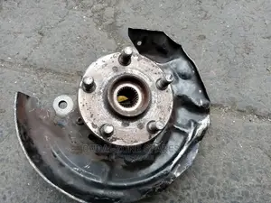 Front Wheel Hub Premio Nyoka, Carina, Caldina.