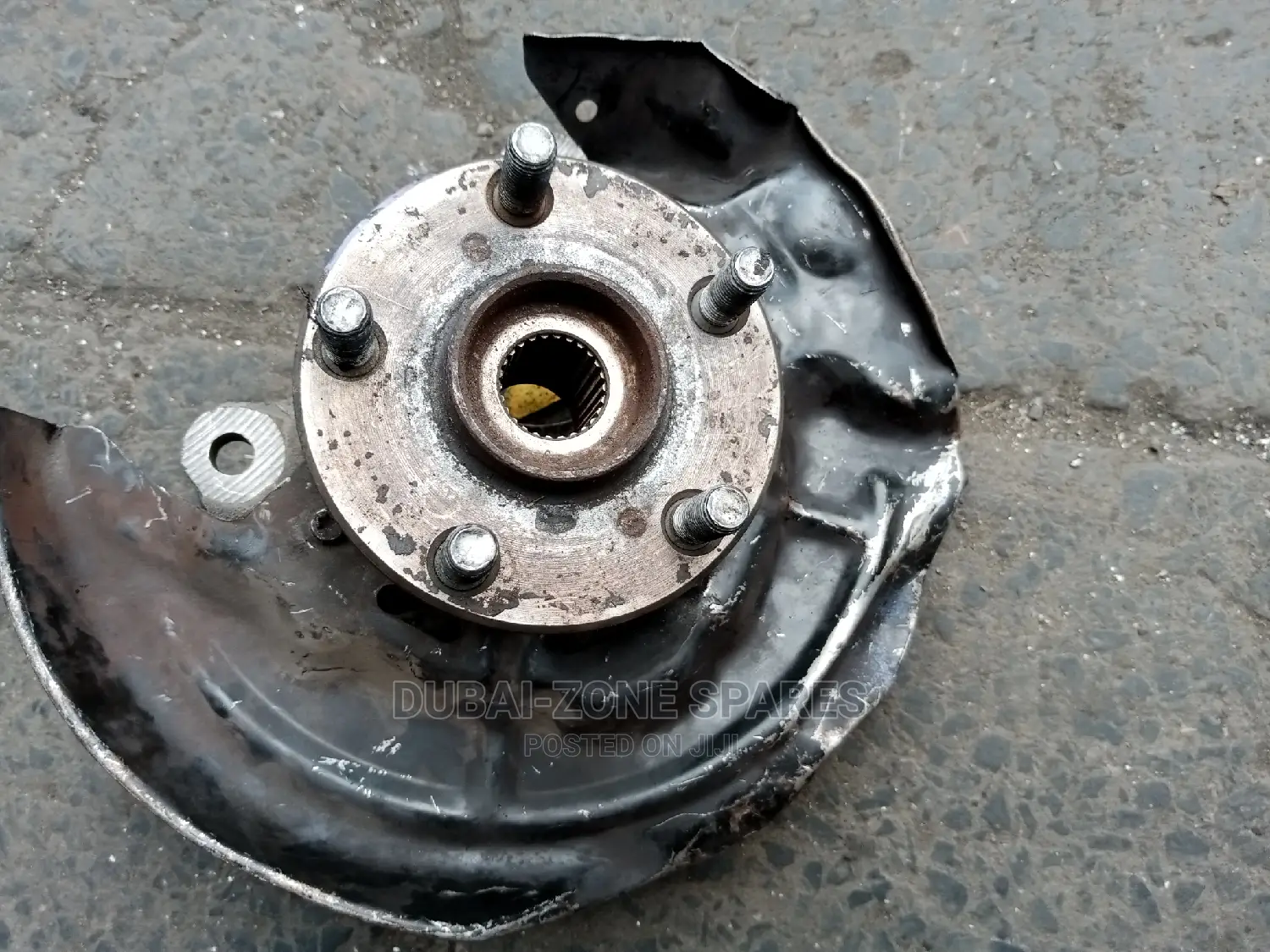 Front Wheel Hub Premio Nyoka, Carina, Caldina.
