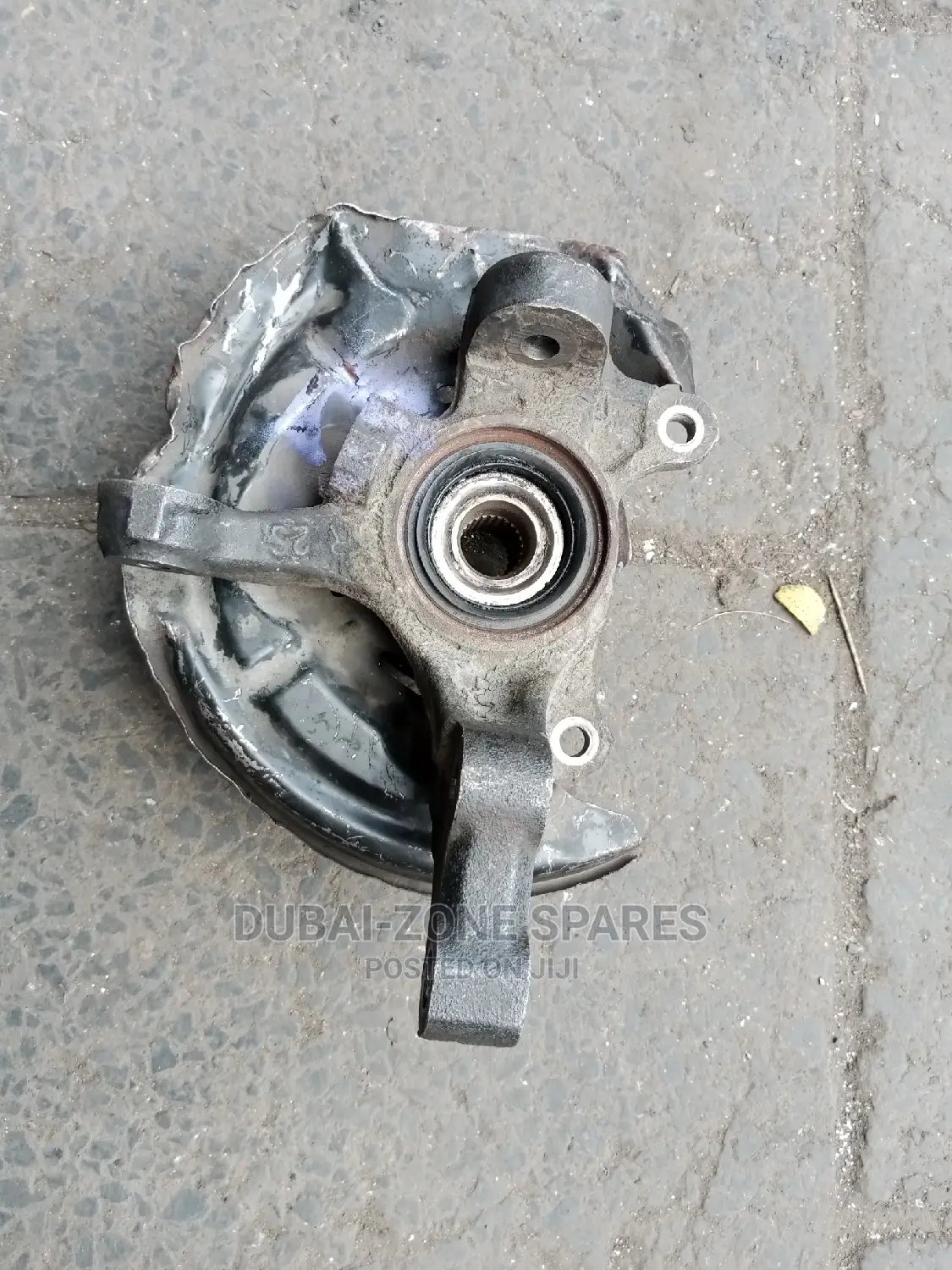 Front Wheel Hub Premio Nyoka, Carina, Caldina.