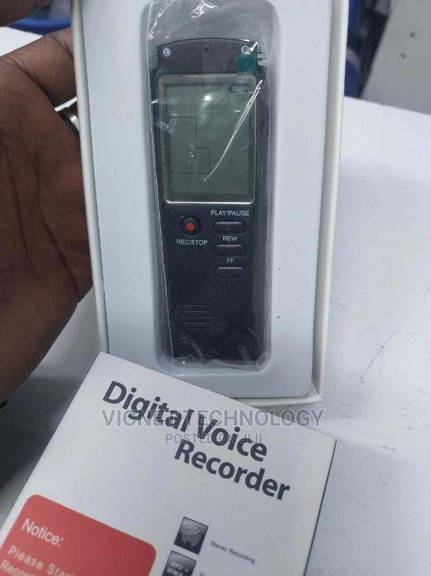 Professional Digital Voice Recorder With 32gb Memory - thumbnail 3