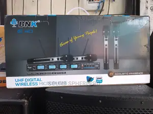 BNK IS40 4in1 Wireless Microphone