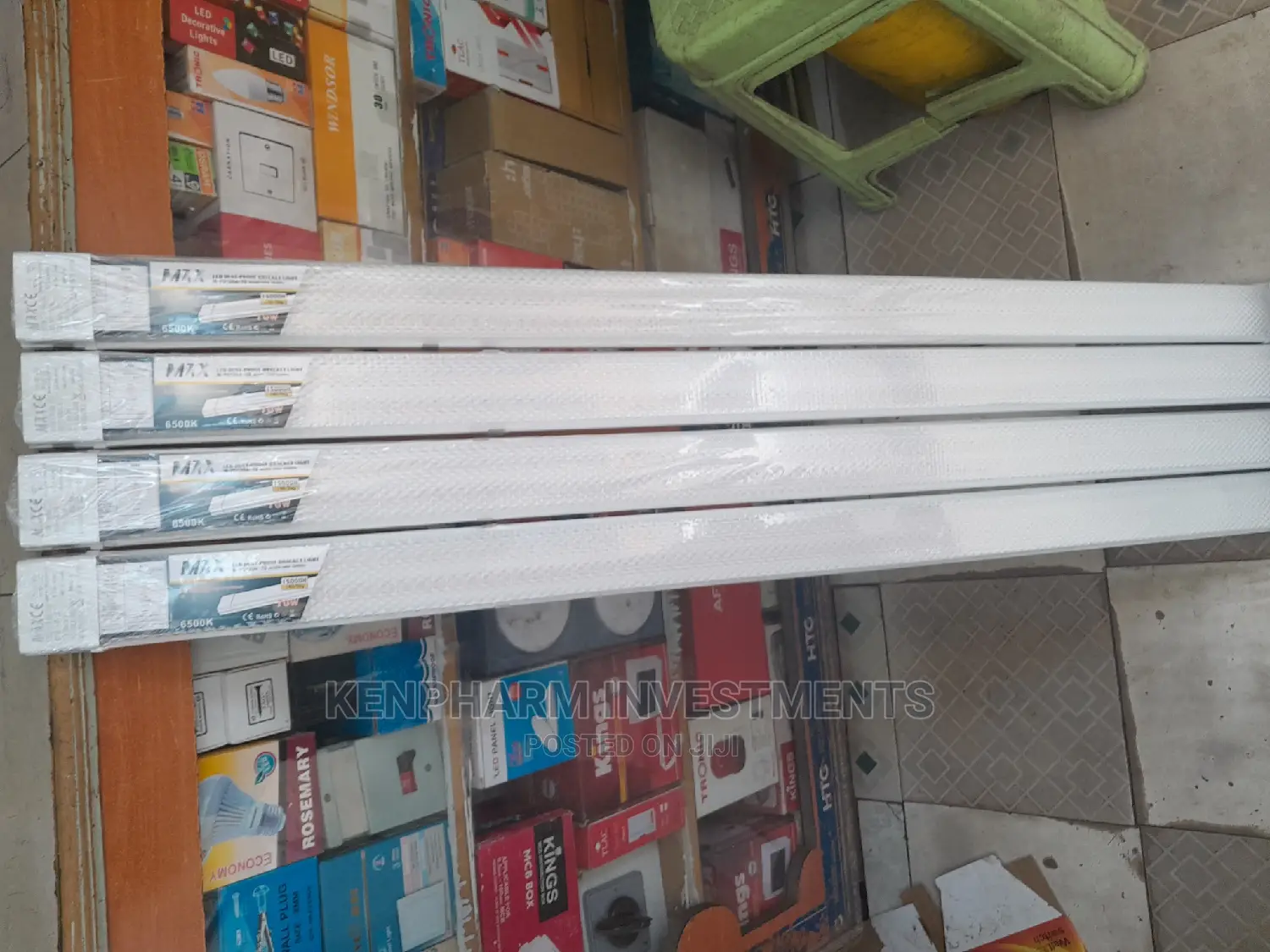 4ft LED Dustproof Bracket Light 70 Watts