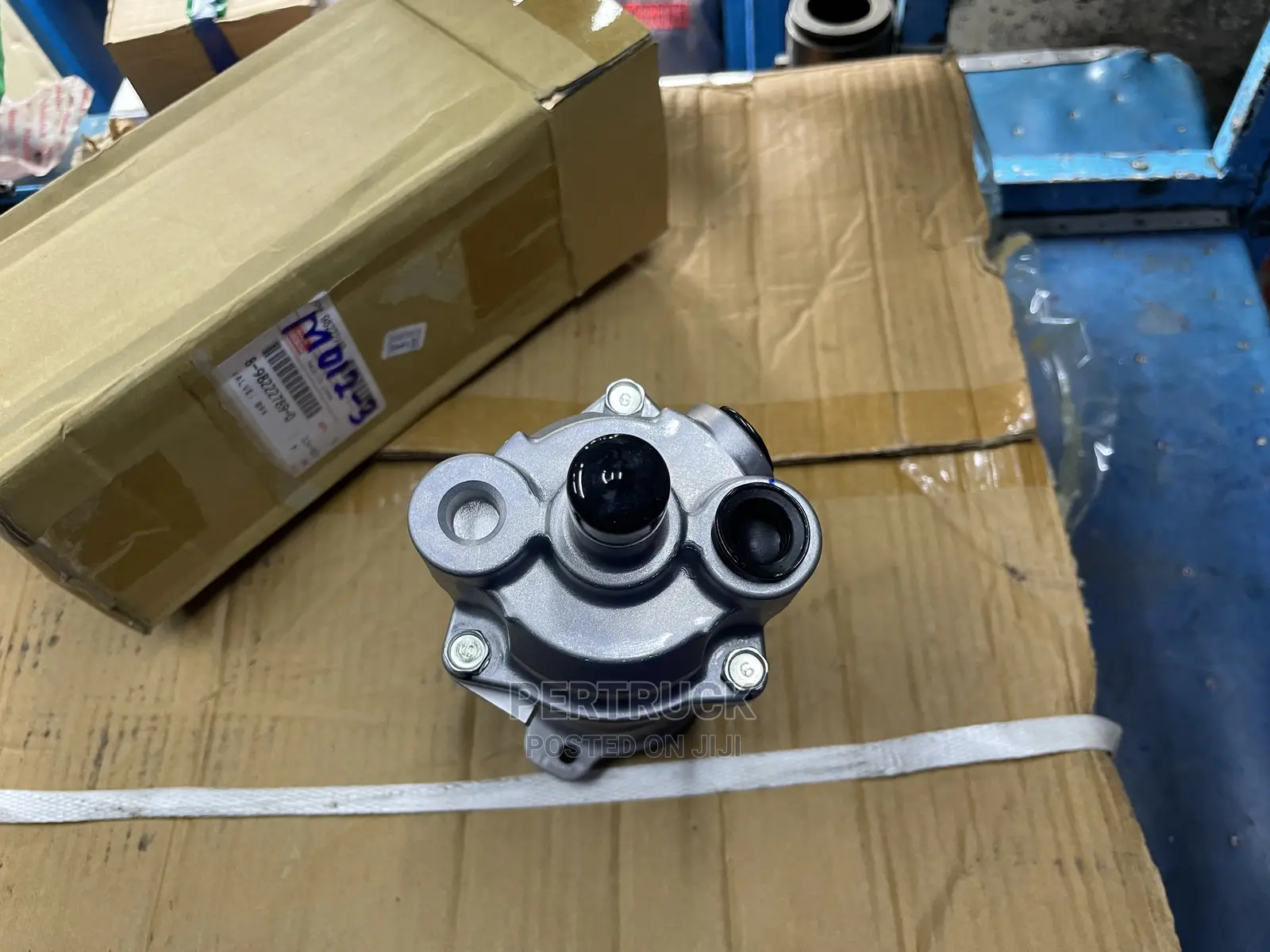 8-98222789-0 Foot Brake Valve Isuzu FRR90/FVZ New Slayqueen