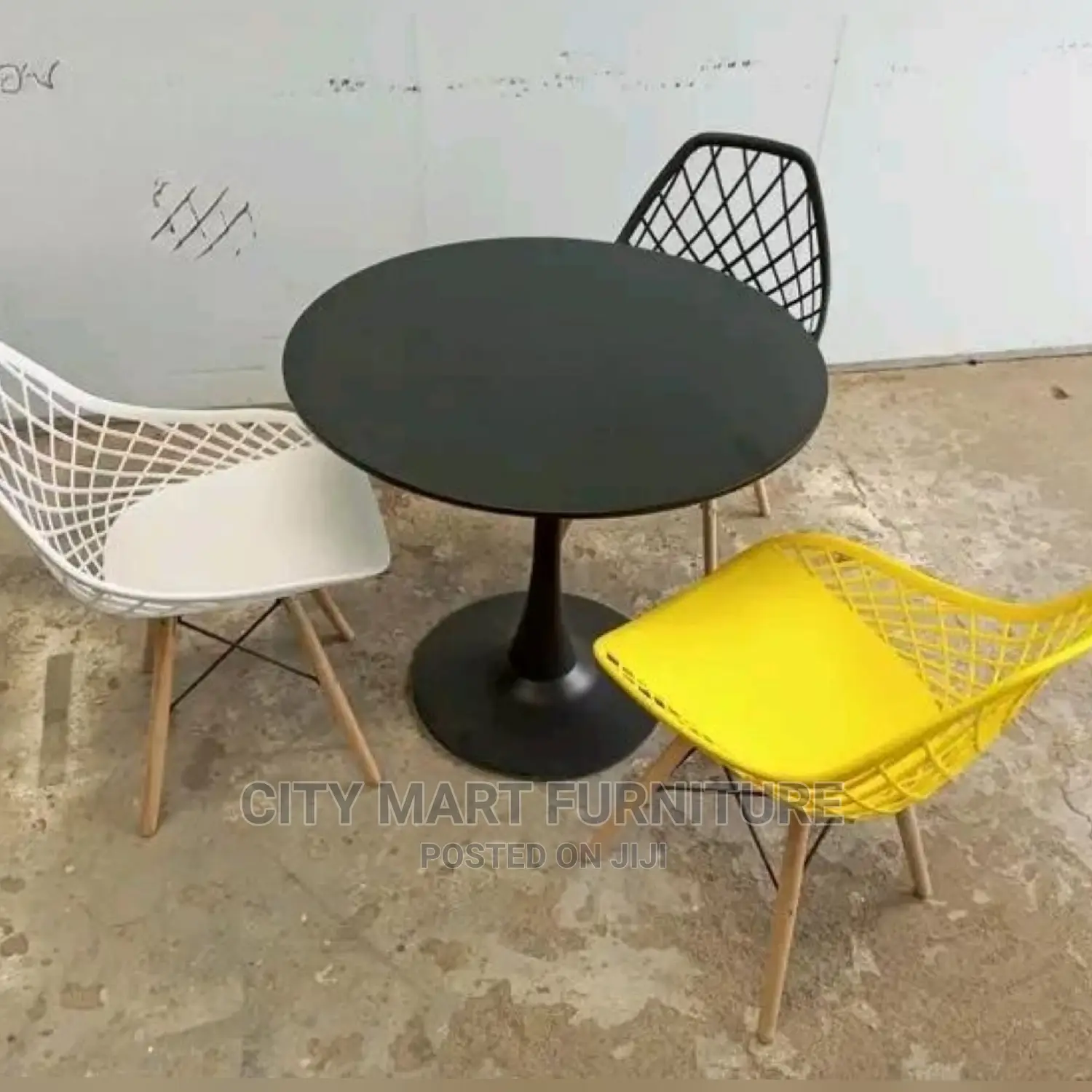 Dining Sets( 4chairs and 1 Table)