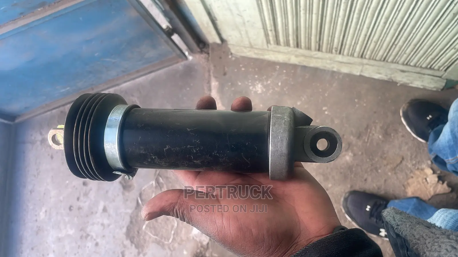 Pneumatic Clutch Booster for Steyr/Benz Old Model Truck