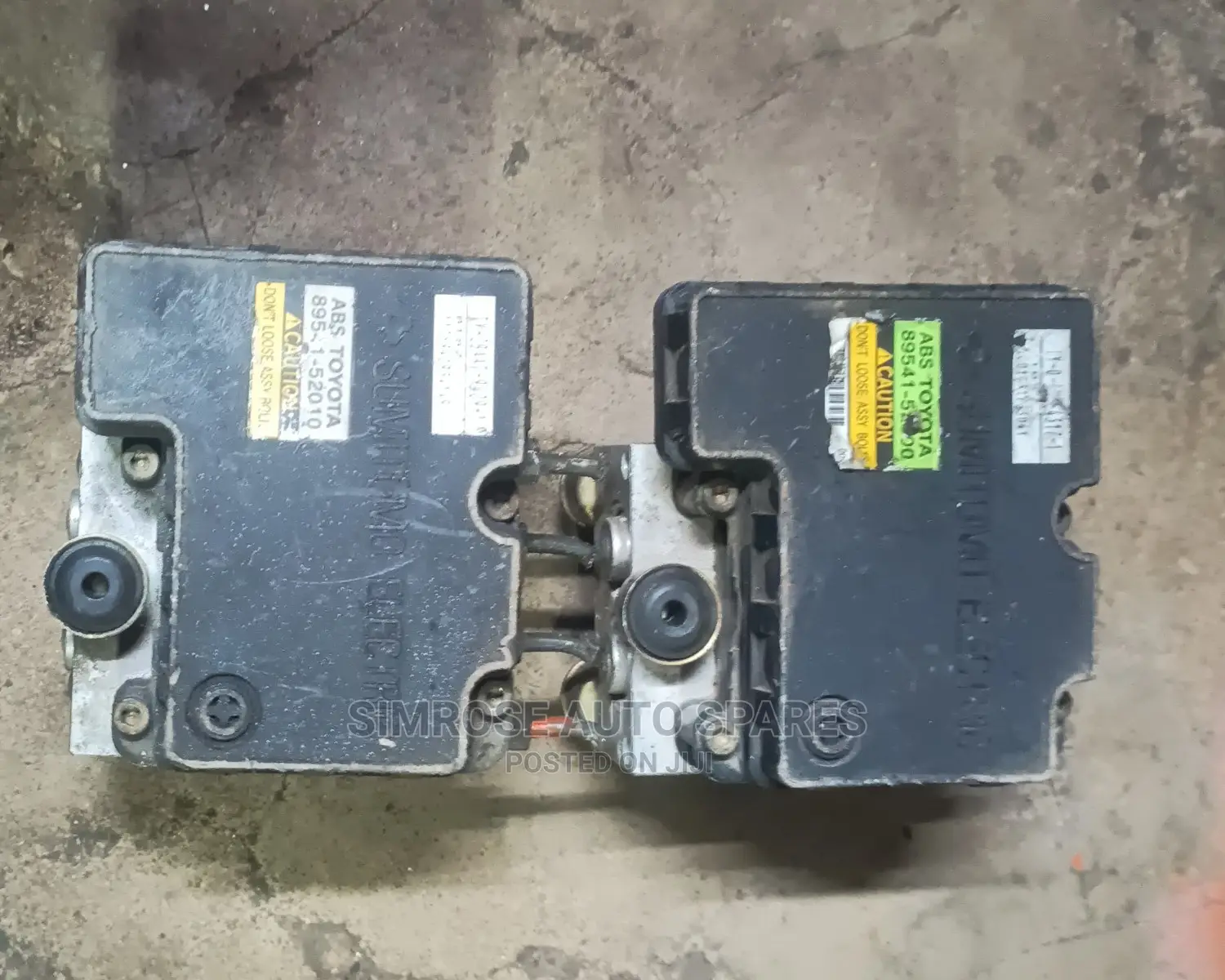 Toyota Vitz and Platz Old Modelabs Pumps.