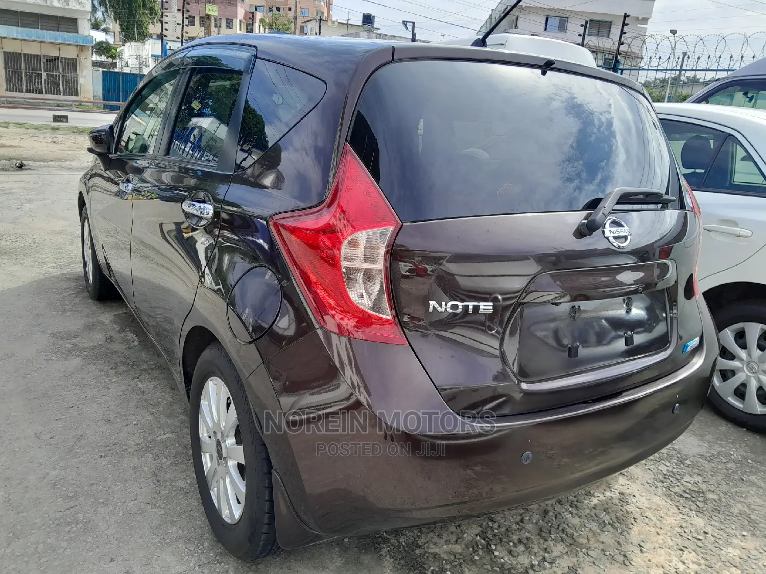 Nissan Note 2016 Brown