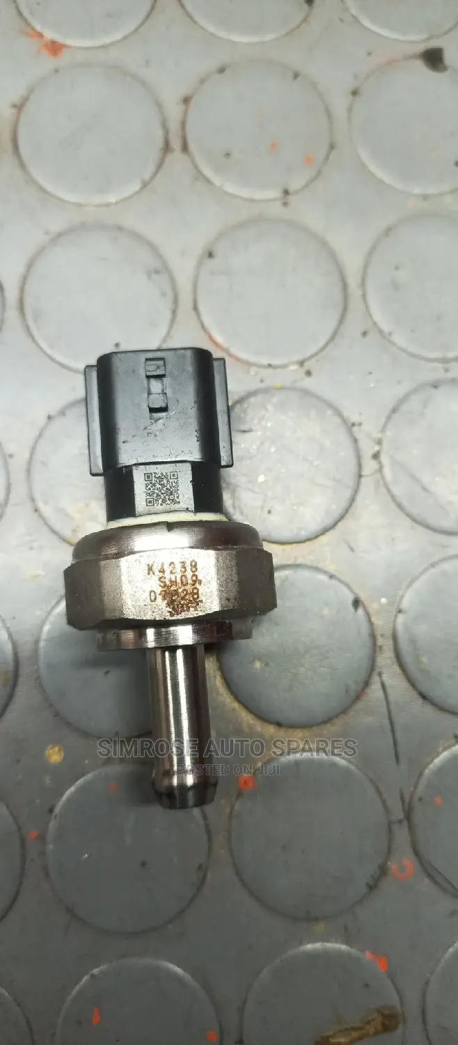 Mazda Cx5 Fuel Pressure Sensor. Demio Axela 
