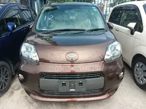 Toyota Porte 1.3 FWD 2016 Brown