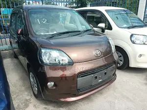 Toyota Porte 1.3 FWD 2016 Brown