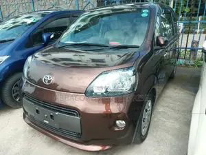 Toyota Porte 1.3 FWD 2016 Brown
