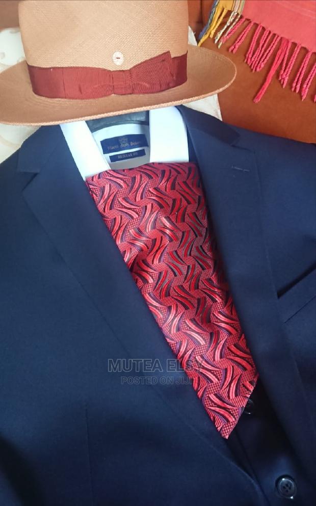 Red Vintage Ascot Ties - thumbnail 3