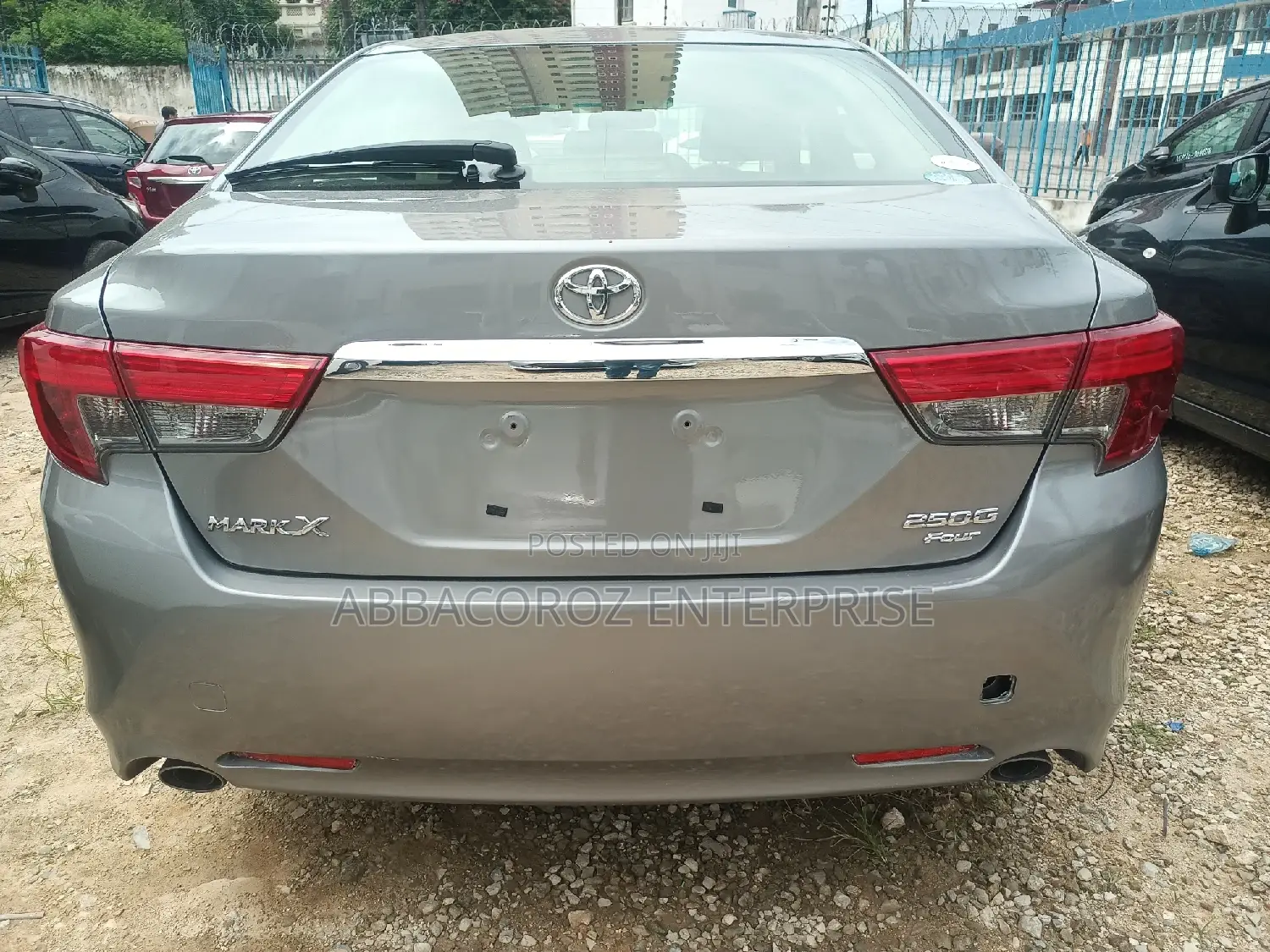 Toyota Mark X 2.5 AWD 2016 Silver