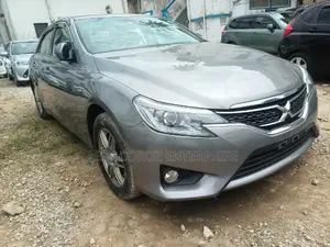 Toyota Mark X 2.5 AWD 2016 Silver