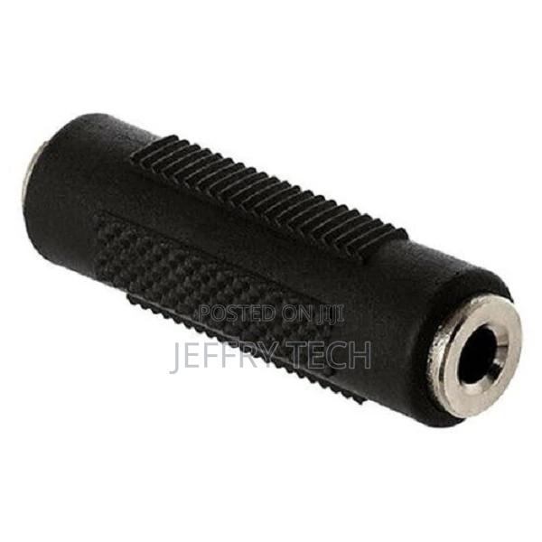 AUX Audio Jack Coupler 3.5mm Female to Female Headphone Ster