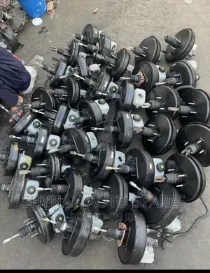 Brake Booster Complete and Master Cylinders Toyota 7l