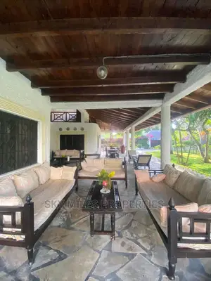 5bdrm Maisonette in Kibokoni, Malindi for sale