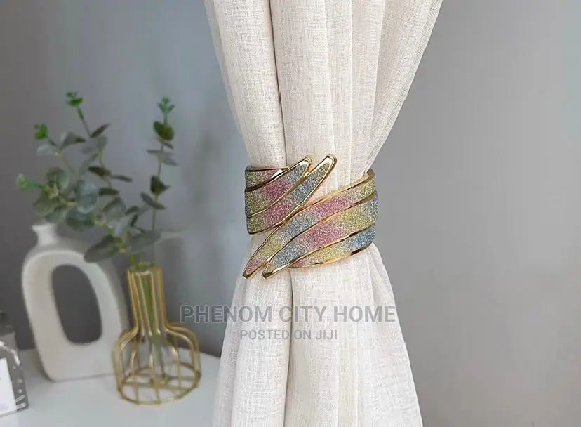 Metallic Buckle Curtains Holders