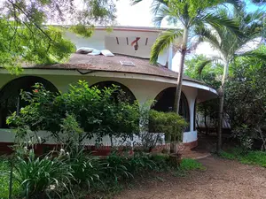 3bdrm House in Sunpark, Malindi for sale