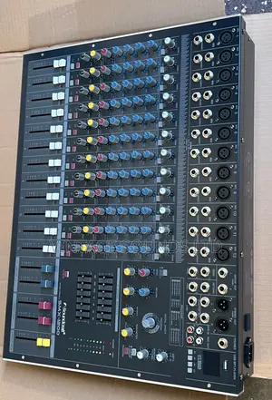 Soundcraft SMX1200 ,12channel Mixing Console 12input Usb