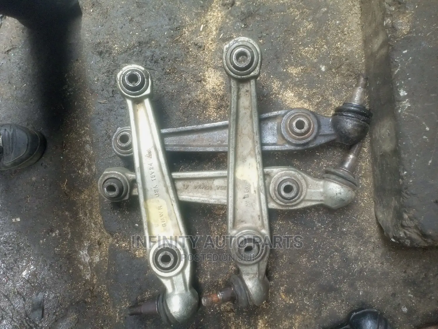 BMW X5 E70 Front Control Arms