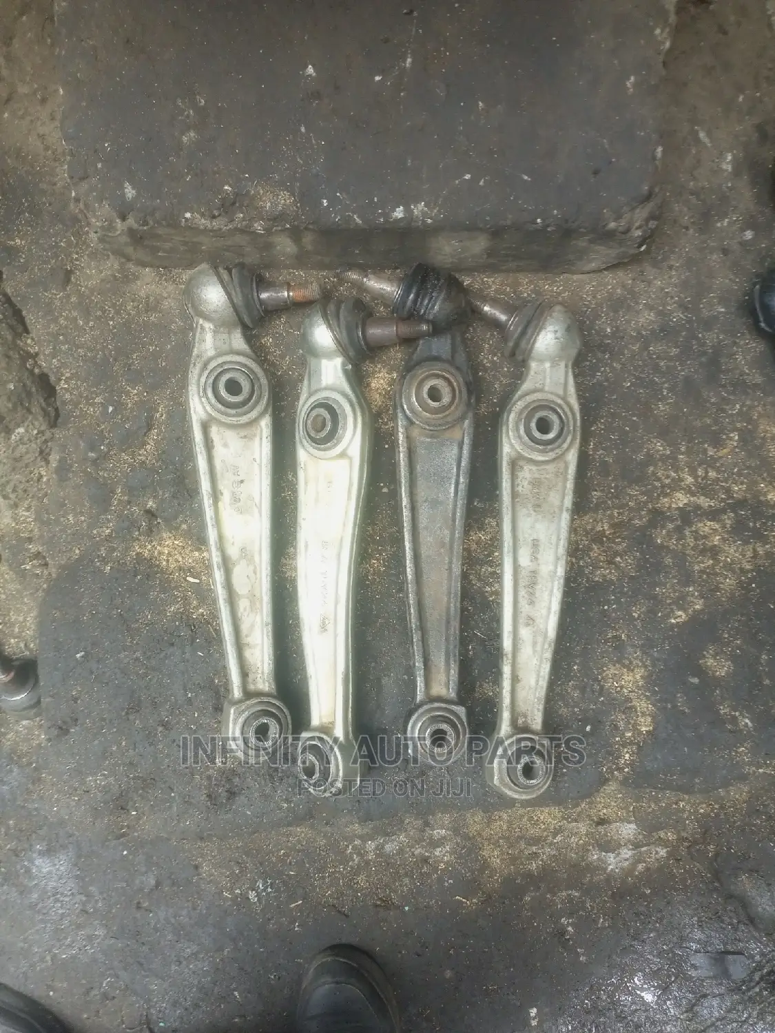 BMW X5 E70 Front Control Arms