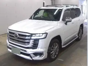 New Toyota Land Cruiser 2021 Pearl
